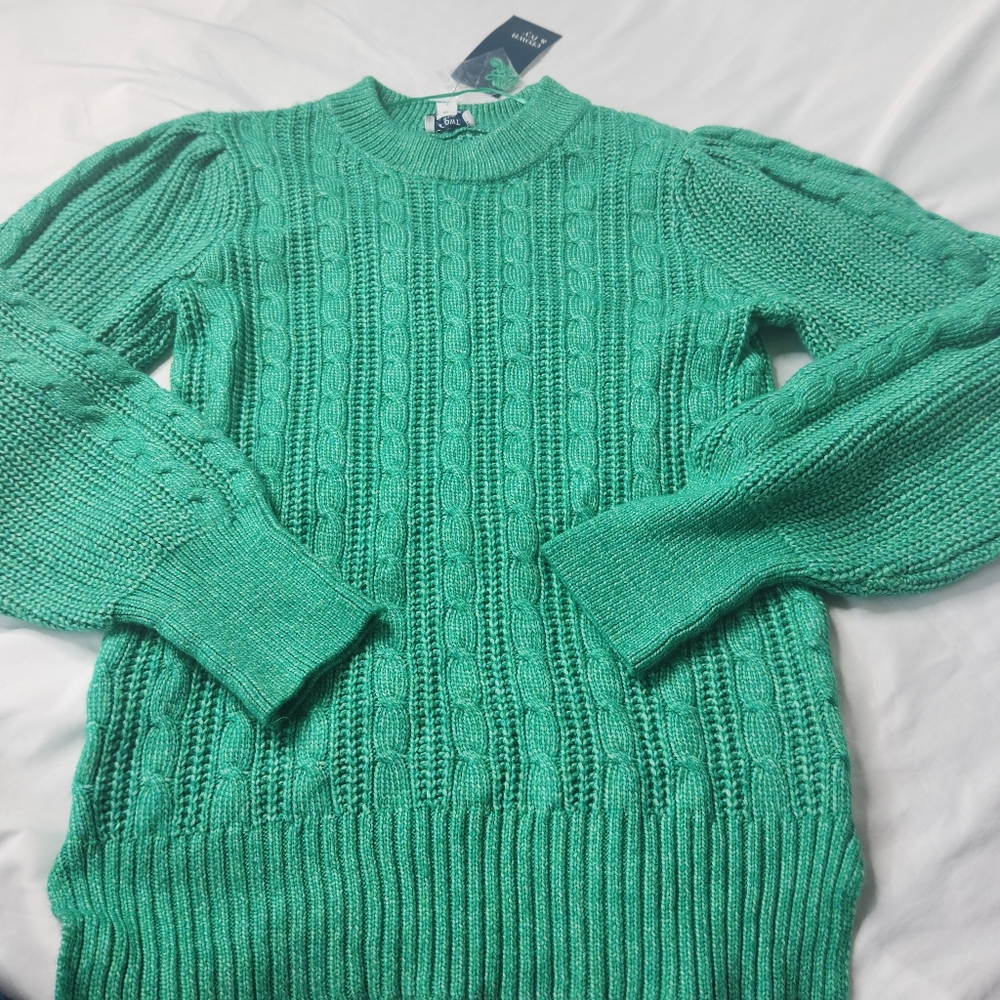 Crown & Ivy Green Cable Knit Sweater New